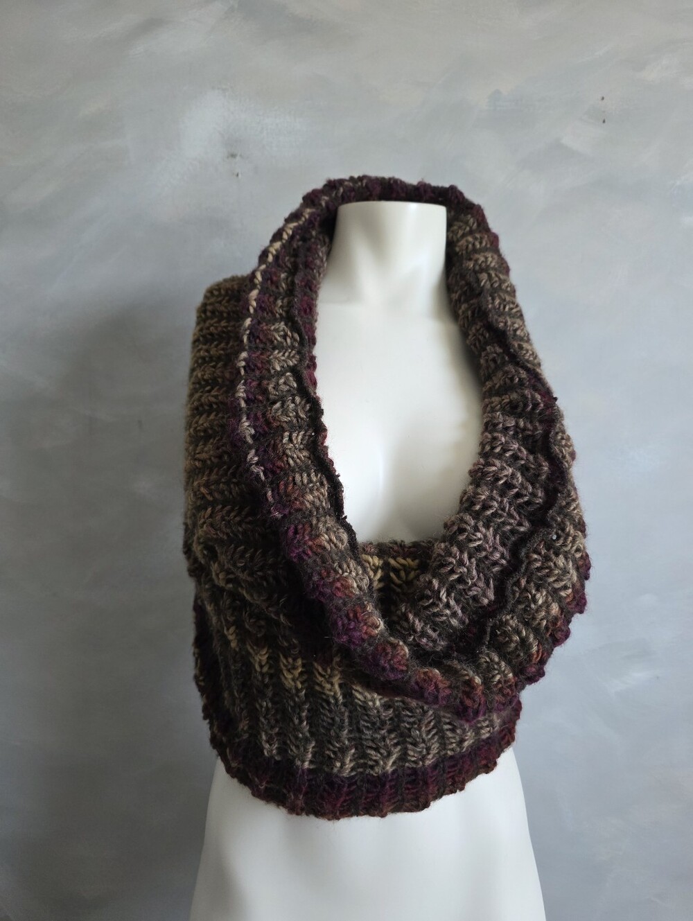 RAFFAELLO BETTINI Cowl Neck Crochet Scarf Wool Brown Striped Made in ITALY